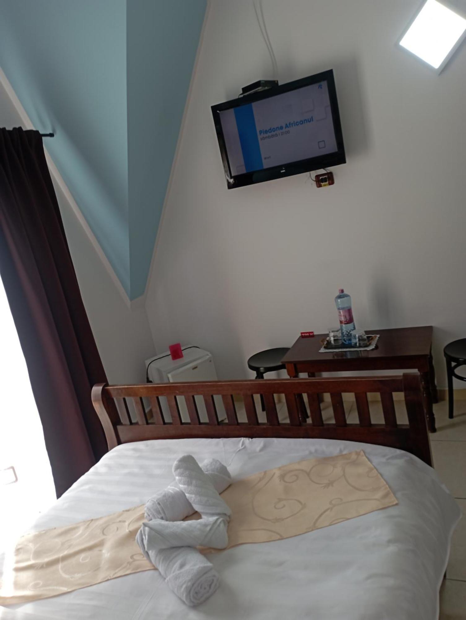 Pensiunea Lina Lepsa Ngoại thất bức ảnh
